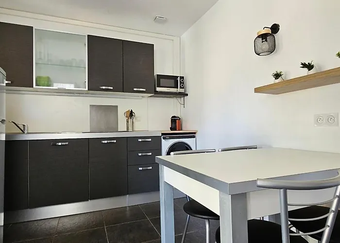 T2 Dolce & C3 Vue Et Piscine * Propriano (Corsica)