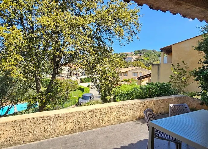 T2 Dolce & C3 Vue Et Piscine Appartement *